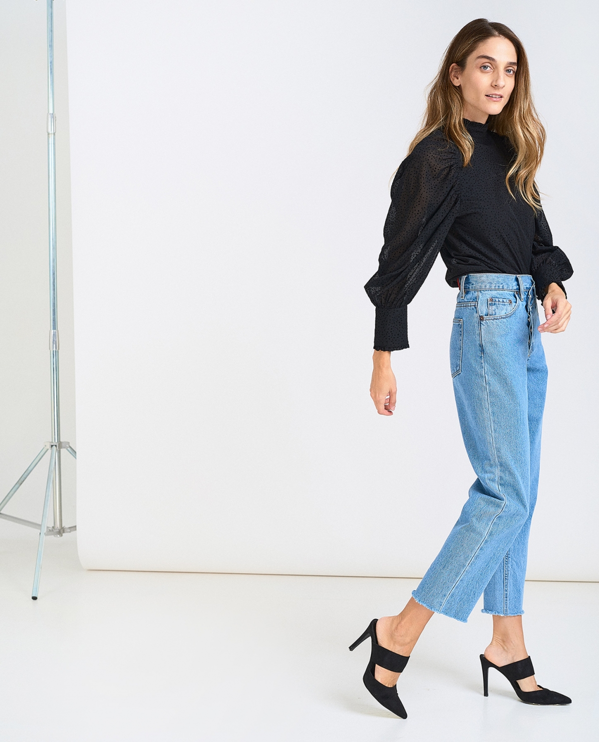 Barbara Light Cropped Jeans - Fashionnoiz